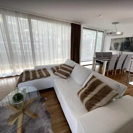 Panorama Penthouse Sermoreal شقة
